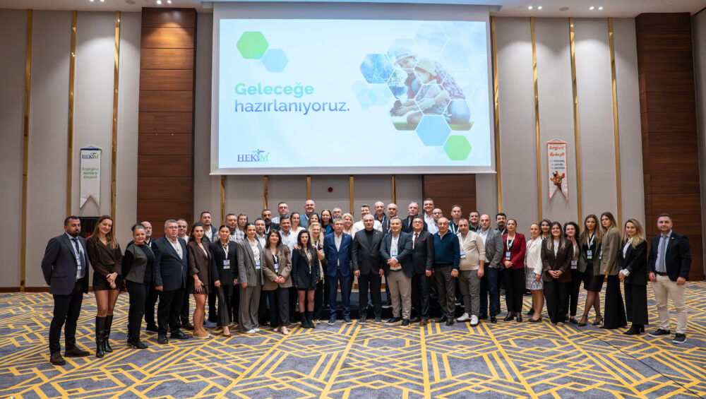 Hekim İlaç Argivit Ailesi Kıbrıs'ta